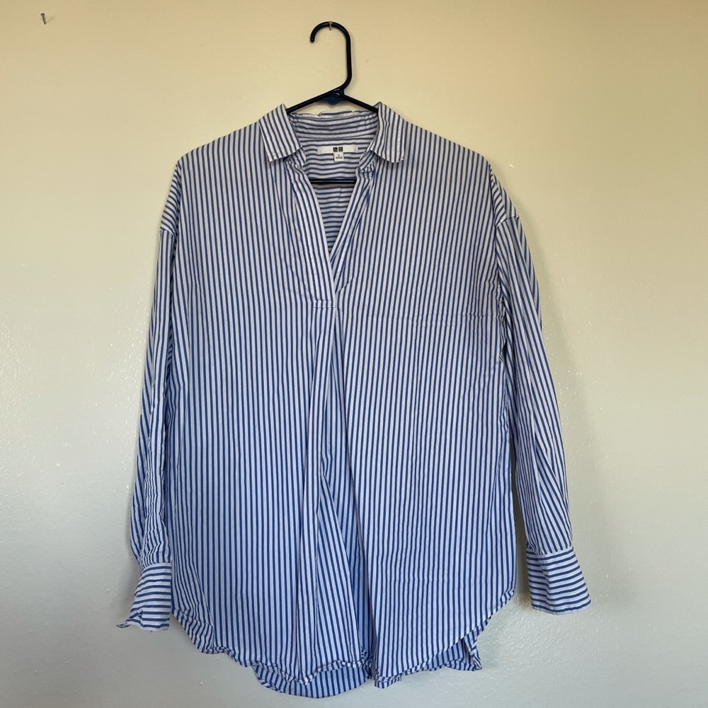 Oversized Uniqlo striped polo